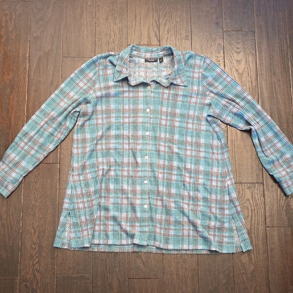 Susan Graver Weekend Plaid  Top